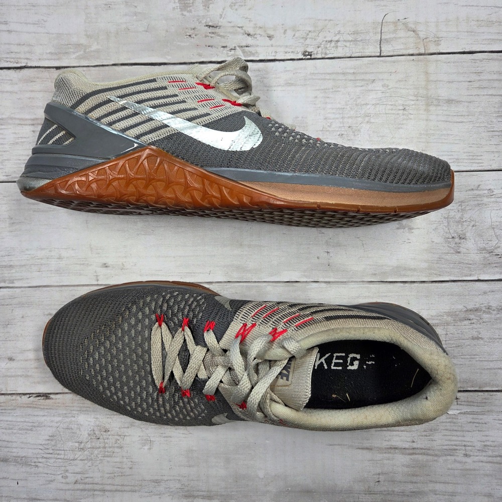 Nike Metcon DSX Flyknit Training Shoes Mens 10.5 Grey Red 852930-012